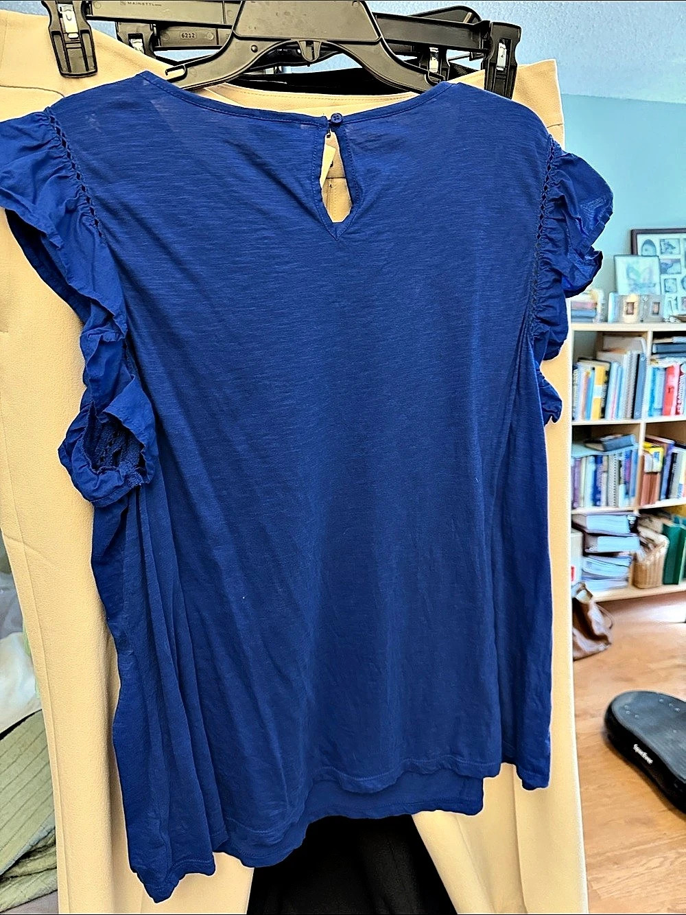 Wonderly Ruffle Sleeve Blouse in Blue Size XXL - Picture 3 of 3